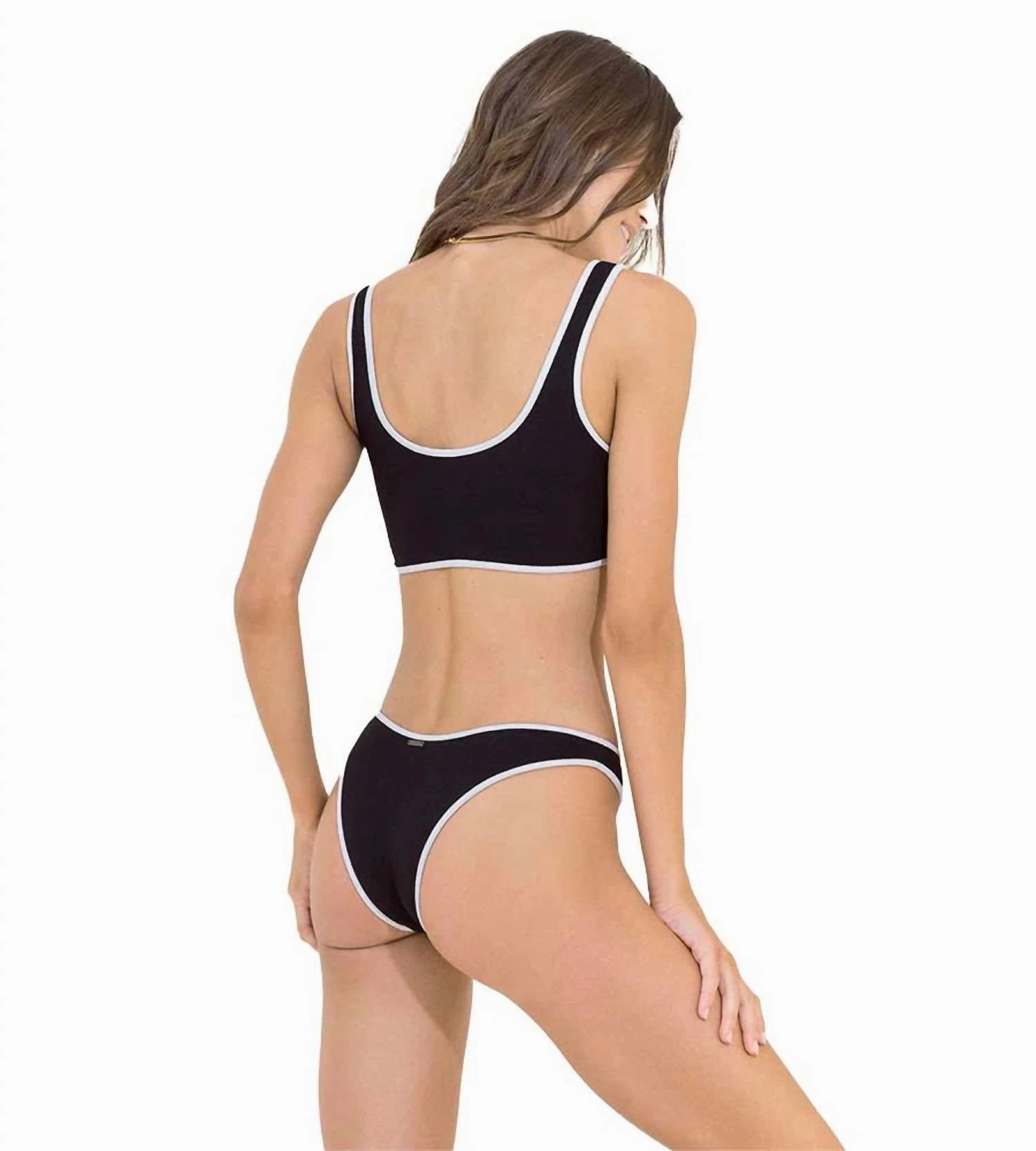 Black Tulip Kiss Sporty Bralette Top In 1