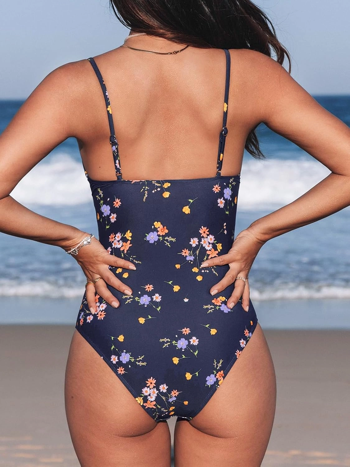 CUPSHE Women's One Piece Swimsuit Tummy Control V Neck Bathing Suits