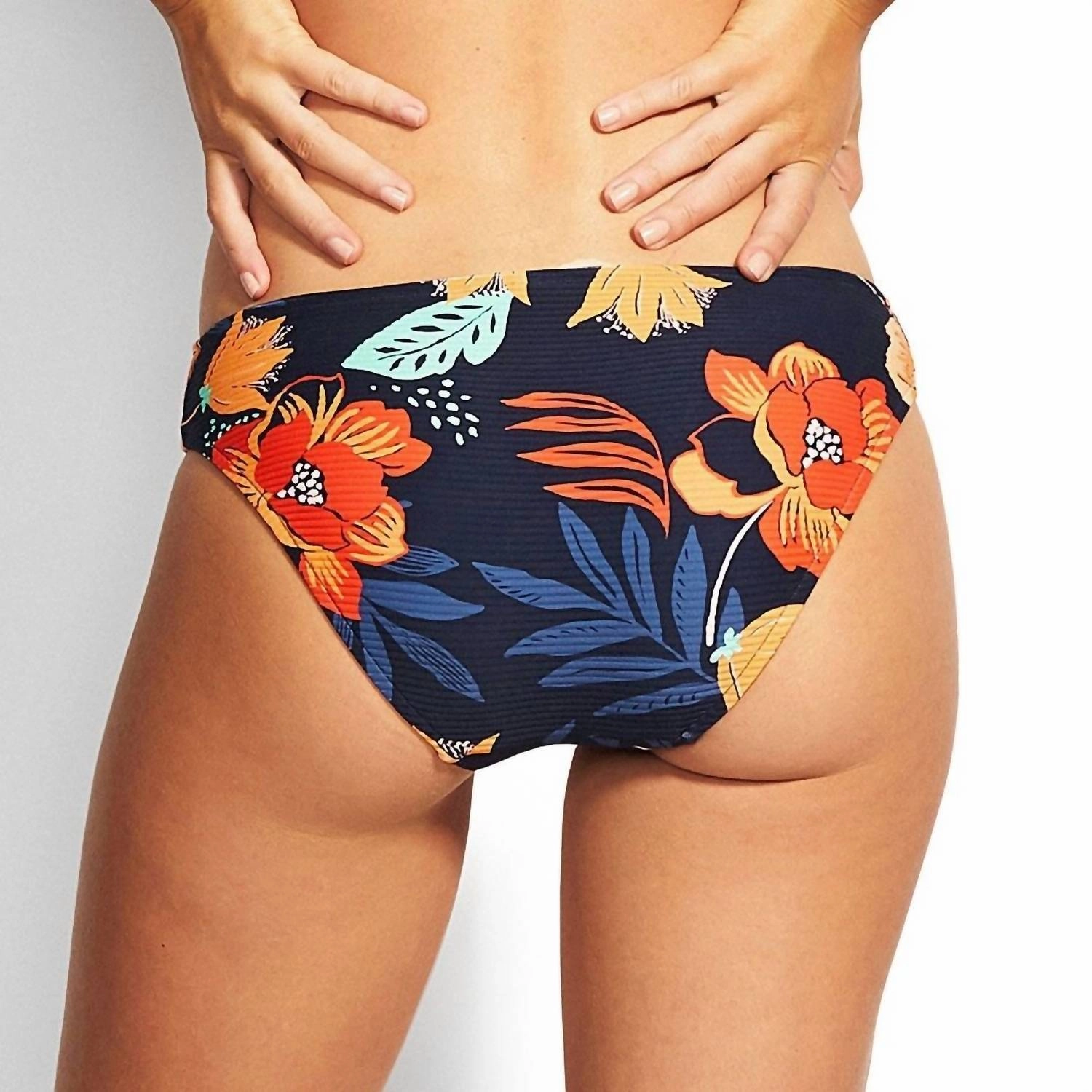On Vacation Hipster Bottom In Indigo