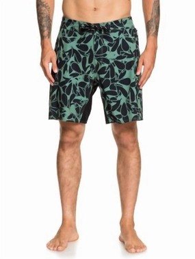 Paddler Boardshort In Dark Ivy