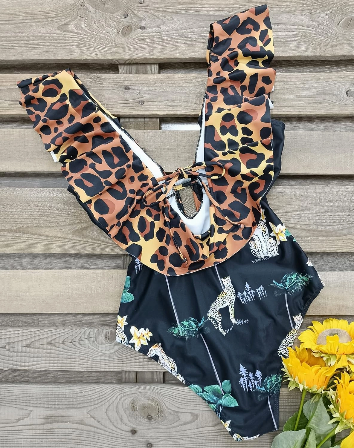 SPORLIKE Women One Piece Swimsuit V-Neck Ruffle Bathing Suit Padded Monokini
