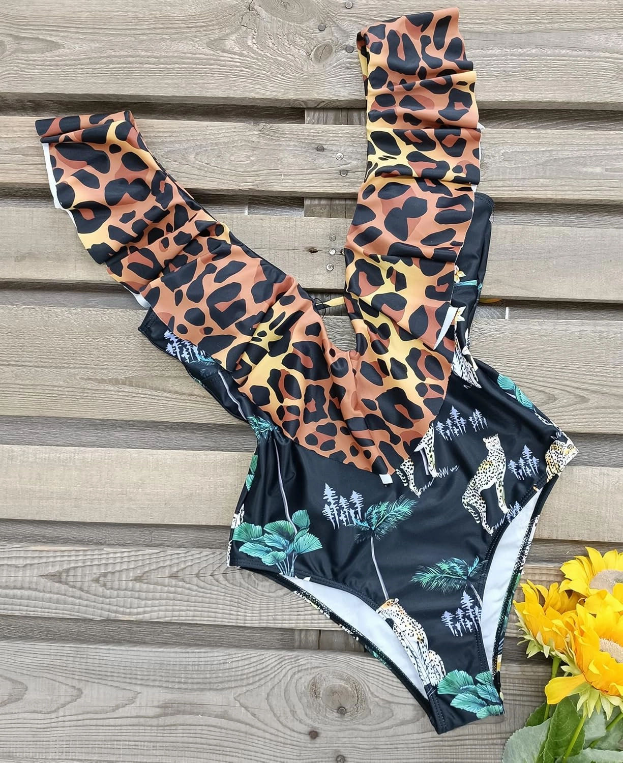 SPORLIKE Women One Piece Swimsuit V-Neck Ruffle Bathing Suit Padded Monokini