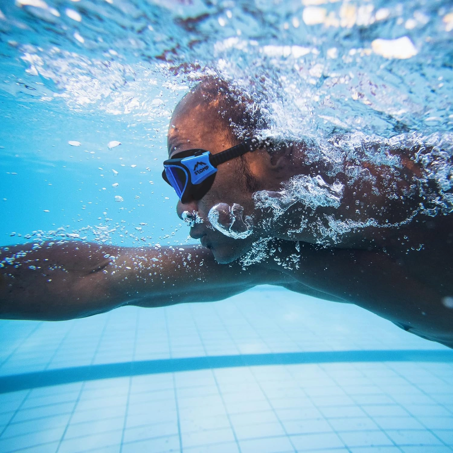 Swim Goggles, Polarized Swimming Goggles Anti-Fog for Adult Men WomenBlue
